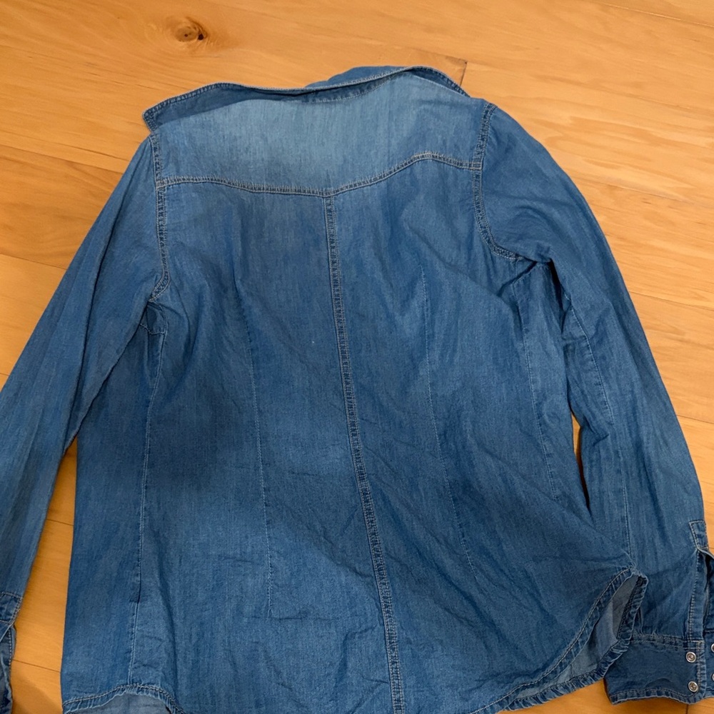 Forever 21 Washed Denim Button-Up Shirt - Blue - Picture 6 of 6